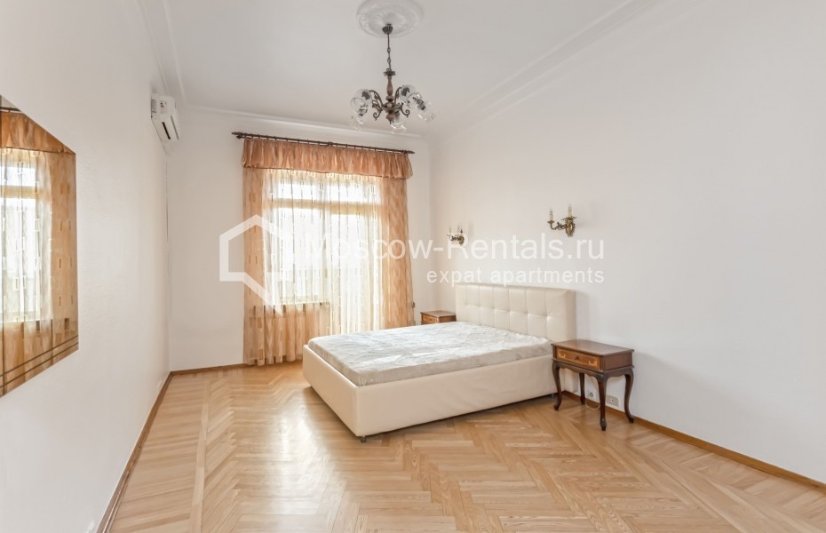 Photo #3 4-room (3 BR) apartment for <a href="http://moscow-rentals.ru/en/articles/long-term-rent" target="_blank">a long-term</a> rent
 in Russia, Moscow, Nikolaeva str, 4
