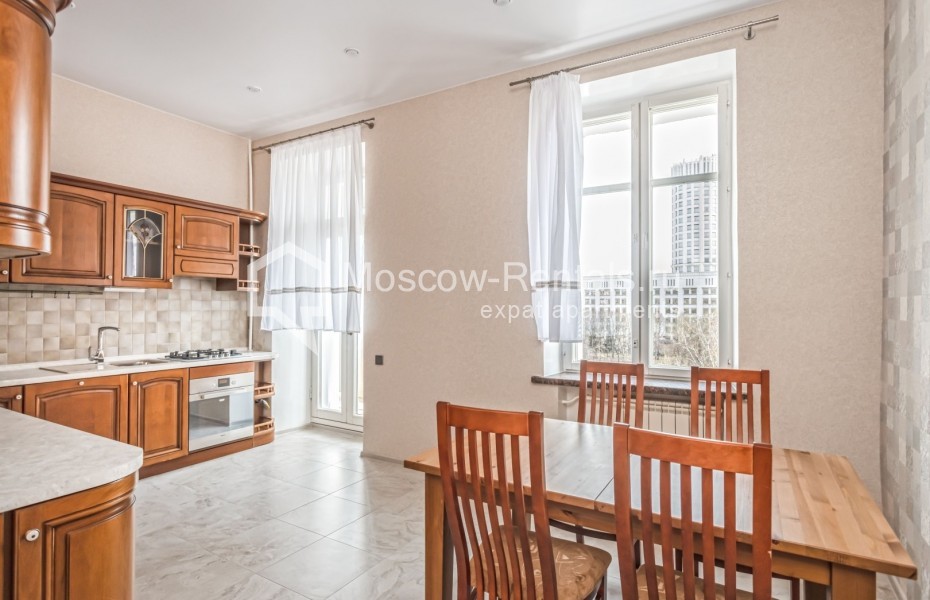 Photo #12 4-room (3 BR) apartment for <a href="http://moscow-rentals.ru/en/articles/long-term-rent" target="_blank">a long-term</a> rent
 in Russia, Moscow, Nikolaeva str, 4