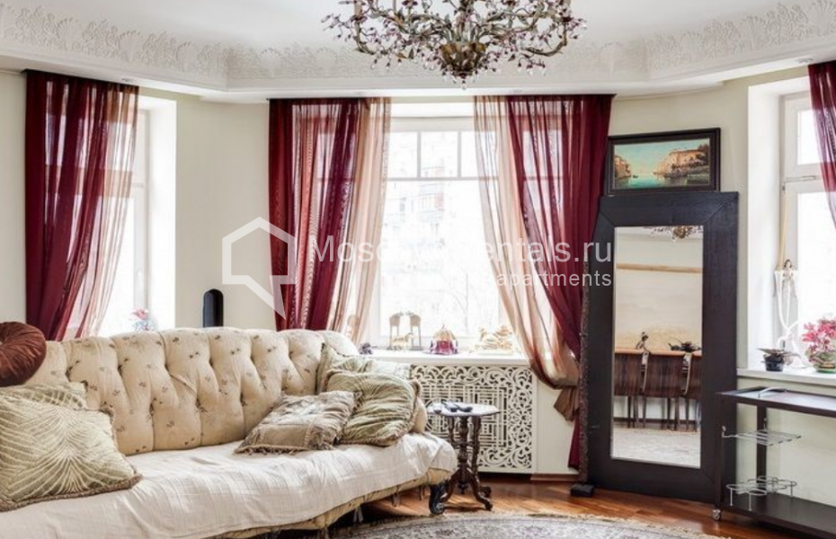 Photo #1 4-room (3 BR) apartment for <a href="http://moscow-rentals.ru/en/articles/long-term-rent" target="_blank">a long-term</a> rent
 in Russia, Moscow, Malaya Polyanka str, 5