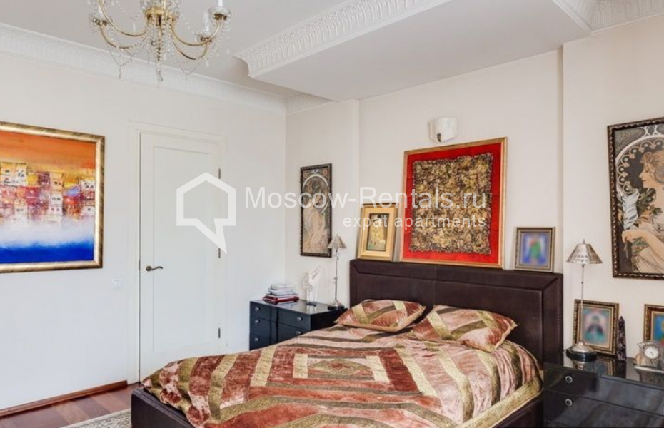 Photo #4 4-room (3 BR) apartment for <a href="http://moscow-rentals.ru/en/articles/long-term-rent" target="_blank">a long-term</a> rent
 in Russia, Moscow, Malaya Polyanka str, 5