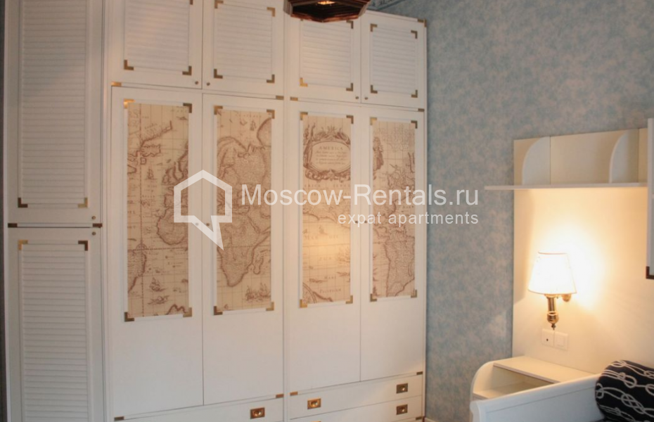 Photo #9 4-room (3 BR) apartment for <a href="http://moscow-rentals.ru/en/articles/long-term-rent" target="_blank">a long-term</a> rent
 in Russia, Moscow, Molochnyi lane, 11