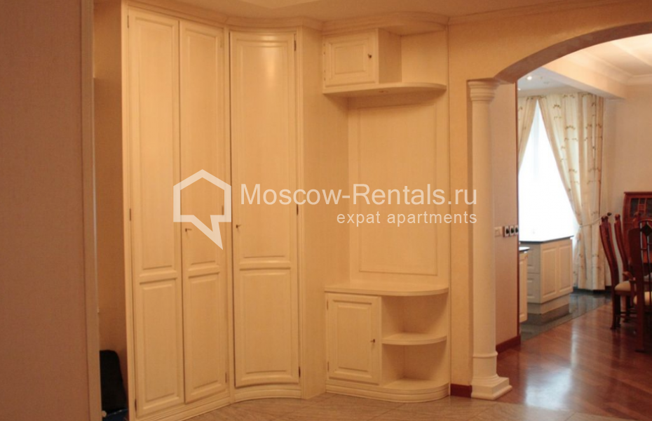 Photo #19 4-room (3 BR) apartment for <a href="http://moscow-rentals.ru/en/articles/long-term-rent" target="_blank">a long-term</a> rent
 in Russia, Moscow, Molochnyi lane, 11