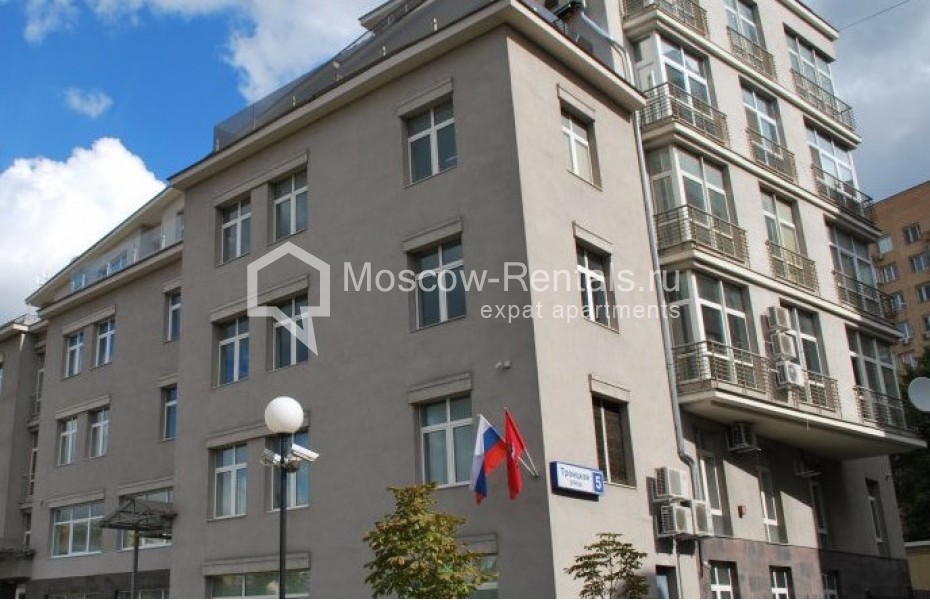 Photo #20 4-room (3 BR) apartment for <a href="http://moscow-rentals.ru/en/articles/long-term-rent" target="_blank">a long-term</a> rent
 in Russia, Moscow, Troitskaya str, 5