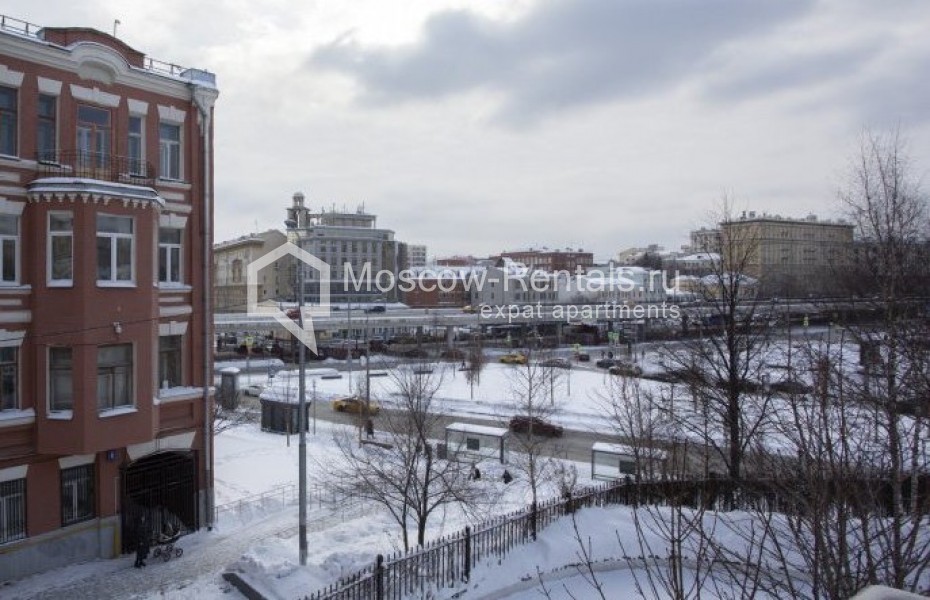 Photo #16 4-room (3 BR) apartment for <a href="http://moscow-rentals.ru/en/articles/long-term-rent" target="_blank">a long-term</a> rent
 in Russia, Moscow, Troitskaya str, 5
