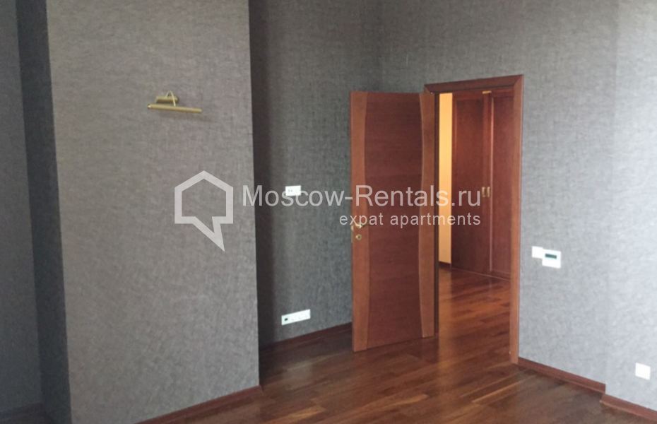Photo #15 4-room (3 BR) apartment for <a href="http://moscow-rentals.ru/en/articles/long-term-rent" target="_blank">a long-term</a> rent
 in Russia, Moscow, Veskovskyi tupik, 3