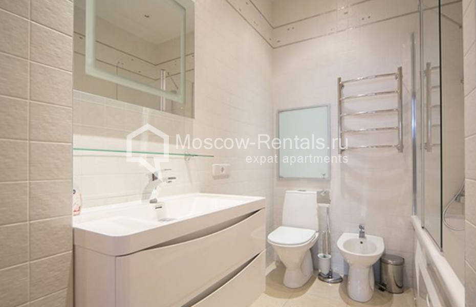 Photo #12 4-room (3 BR) apartment for <a href="http://moscow-rentals.ru/en/articles/long-term-rent" target="_blank">a long-term</a> rent
 in Russia, Moscow, Shabolovka str, 23 к 3