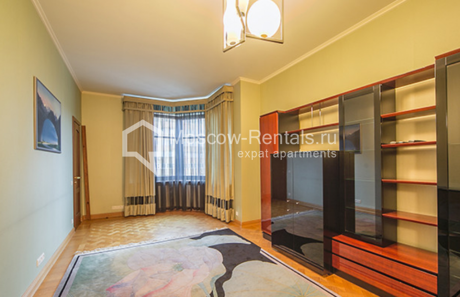 Photo #12 4-room (3 BR) apartment for <a href="http://moscow-rentals.ru/en/articles/long-term-rent" target="_blank">a long-term</a> rent
 in Russia, Moscow, 3rd Tverskaya-Yamskaya str, 48