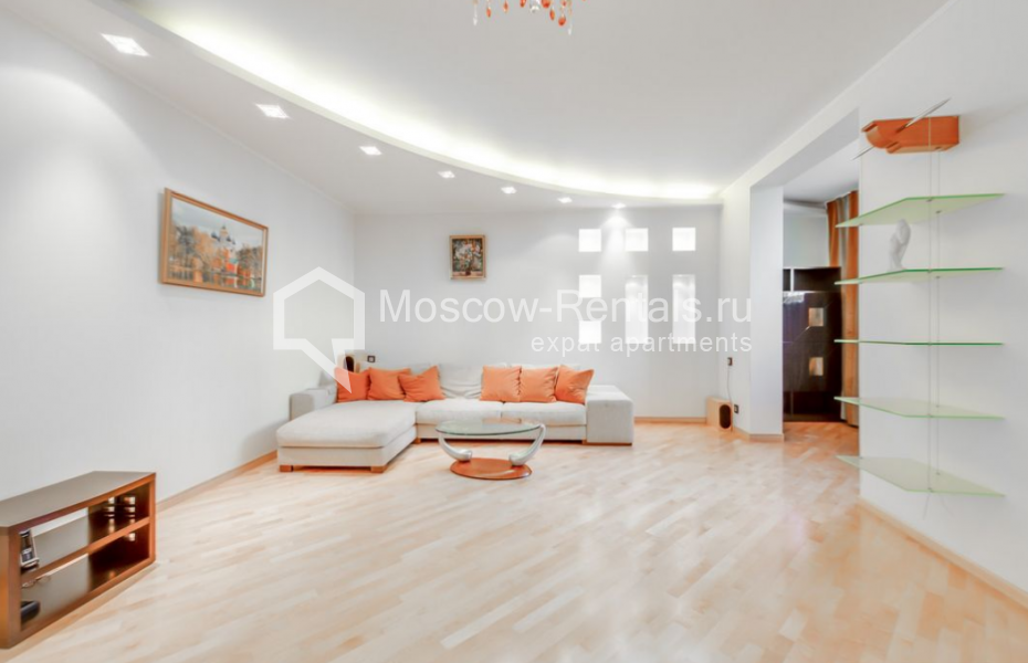Photo #7 5-room (4 BR) apartment for <a href="http://moscow-rentals.ru/en/articles/long-term-rent" target="_blank">a long-term</a> rent
 in Russia, Moscow, Krasnoproletarskaya str, 7