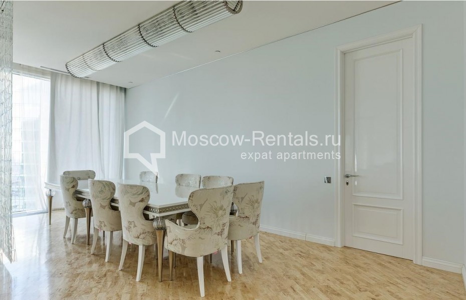 Photo #4 5-room (4 BR) apartment for <a href="http://moscow-rentals.ru/en/articles/long-term-rent" target="_blank">a long-term</a> rent
 in Russia, Moscow, Presnenskaya emb, 12