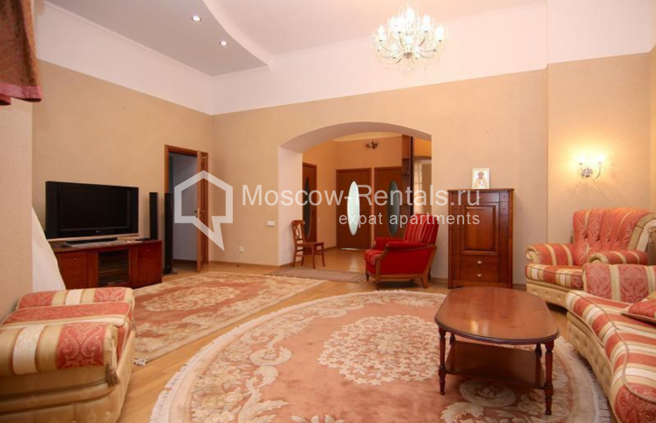 Photo #3 5-room (4 BR) apartment for <a href="http://moscow-rentals.ru/en/articles/long-term-rent" target="_blank">a long-term</a> rent
 in Russia, Moscow, Malyi Kiselnyi lane, 3 С 1