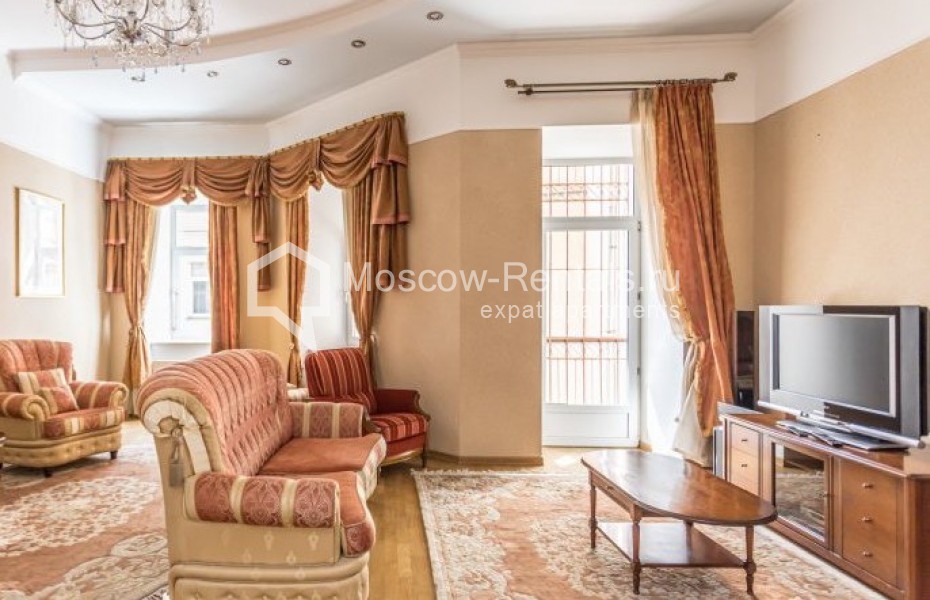 Photo #2 5-room (4 BR) apartment for <a href="http://moscow-rentals.ru/en/articles/long-term-rent" target="_blank">a long-term</a> rent
 in Russia, Moscow, Malyi Kiselnyi lane, 3 С 1