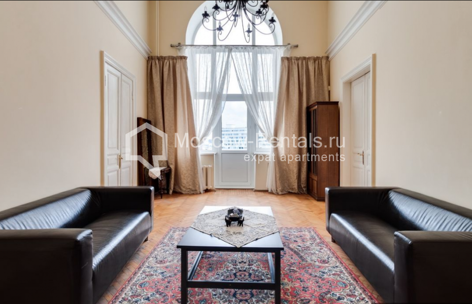 Photo #1 5-room (4 BR) apartment for <a href="http://moscow-rentals.ru/en/articles/long-term-rent" target="_blank">a long-term</a> rent
 in Russia, Moscow, Tverskaya str, 9