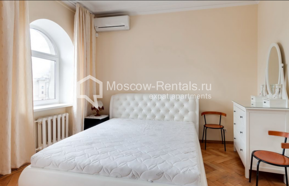 Photo #5 5-room (4 BR) apartment for <a href="http://moscow-rentals.ru/en/articles/long-term-rent" target="_blank">a long-term</a> rent
 in Russia, Moscow, Tverskaya str, 9