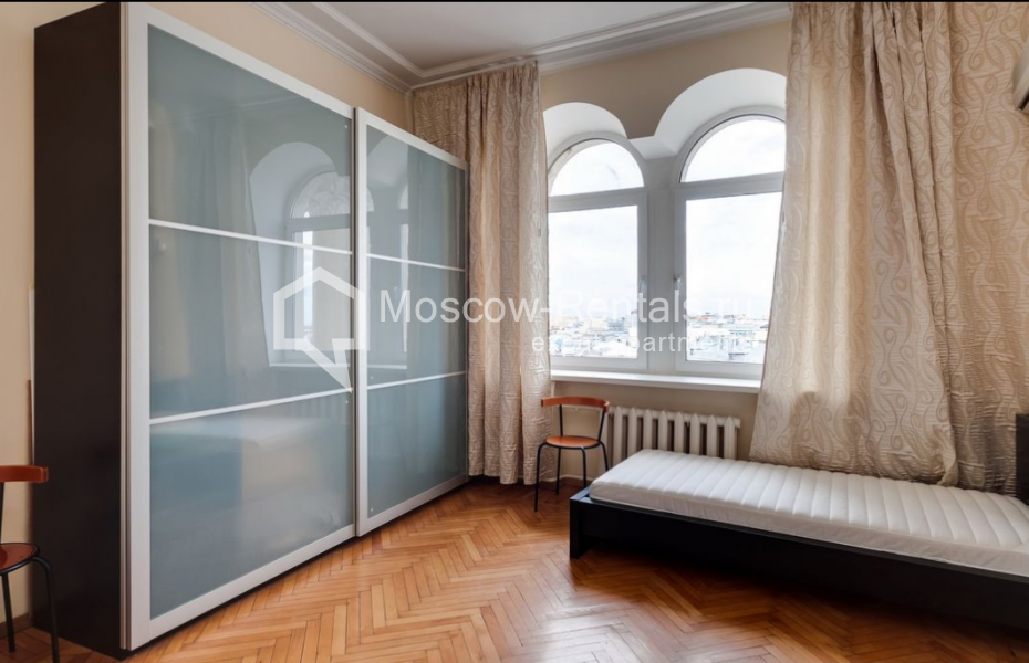 Photo #10 5-room (4 BR) apartment for <a href="http://moscow-rentals.ru/en/articles/long-term-rent" target="_blank">a long-term</a> rent
 in Russia, Moscow, Tverskaya str, 9