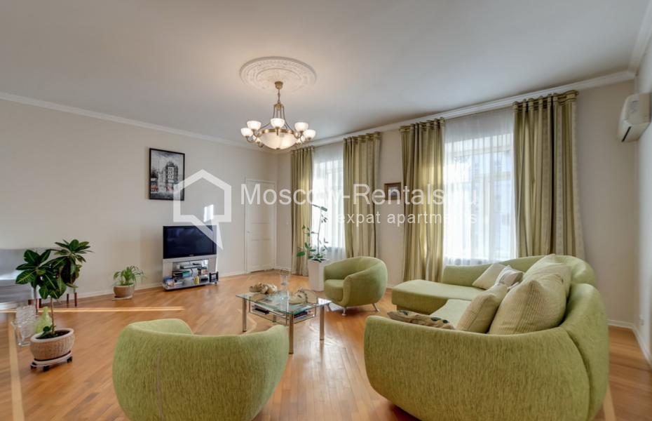 Photo #1 5-room (4 BR) apartment for <a href="http://moscow-rentals.ru/en/articles/long-term-rent" target="_blank">a long-term</a> rent
 in Russia, Moscow, Zhukovskogo str, 4 С 1