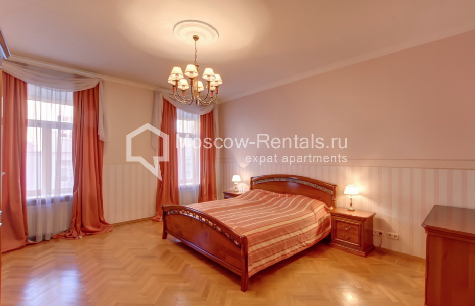 Photo #5 5-room (4 BR) apartment for <a href="http://moscow-rentals.ru/en/articles/long-term-rent" target="_blank">a long-term</a> rent
 in Russia, Moscow, Zhukovskogo str, 4 С 1