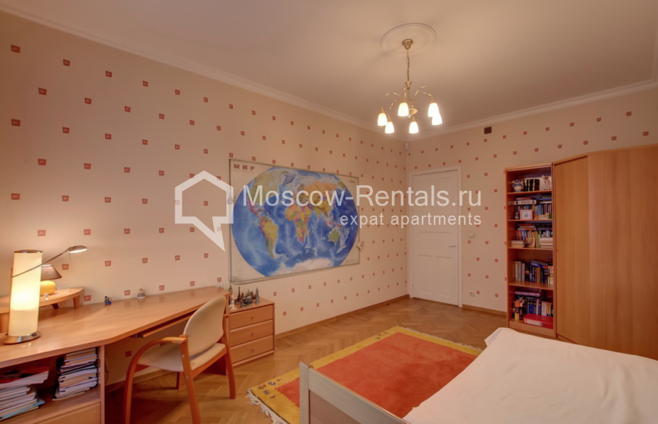 Photo #9 5-room (4 BR) apartment for <a href="http://moscow-rentals.ru/en/articles/long-term-rent" target="_blank">a long-term</a> rent
 in Russia, Moscow, Zhukovskogo str, 4 С 1