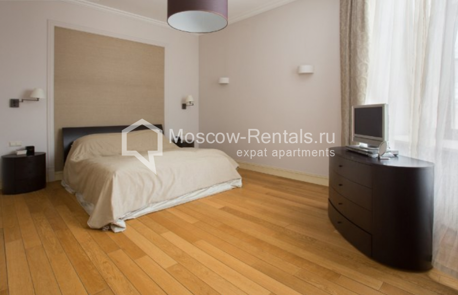 Photo #9 5-room (4 BR) apartment for <a href="http://moscow-rentals.ru/en/articles/long-term-rent" target="_blank">a long-term</a> rent
 in Russia, Moscow, Zhukovskogo str, 5