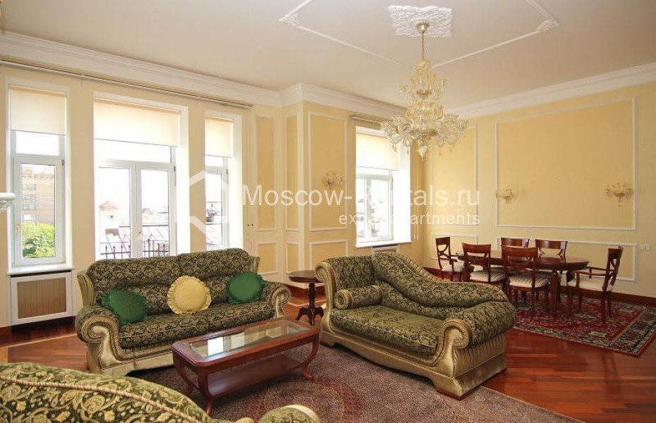 Photo #4 4-room (3 BR) apartment for <a href="http://moscow-rentals.ru/en/articles/long-term-rent" target="_blank">a long-term</a> rent
 in Russia, Moscow, Starokonushennyi lane, 5/14