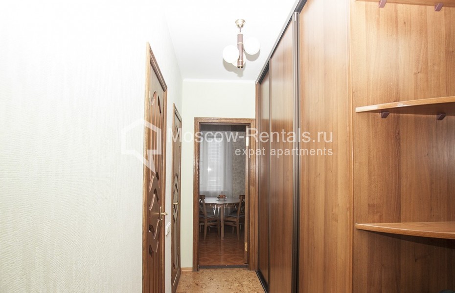 Photo #13 3-room (2 BR) apartment for <a href="http://moscow-rentals.ru/en/articles/long-term-rent" target="_blank">a long-term</a> rent
 in Russia, Moscow, Osennyaya str., 14