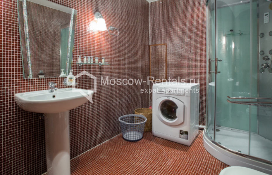 Photo #11 7-room (6 BR) apartment for <a href="http://moscow-rentals.ru/en/articles/long-term-rent" target="_blank">a long-term</a> rent
 in Russia, Moscow, 1st Smolenskyi lane, 17