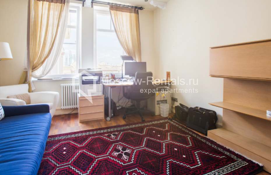 Photo #17 7-room (6 BR) apartment for <a href="http://moscow-rentals.ru/en/articles/long-term-rent" target="_blank">a long-term</a> rent
 in Russia, Moscow, 1st Smolenskyi lane, 17