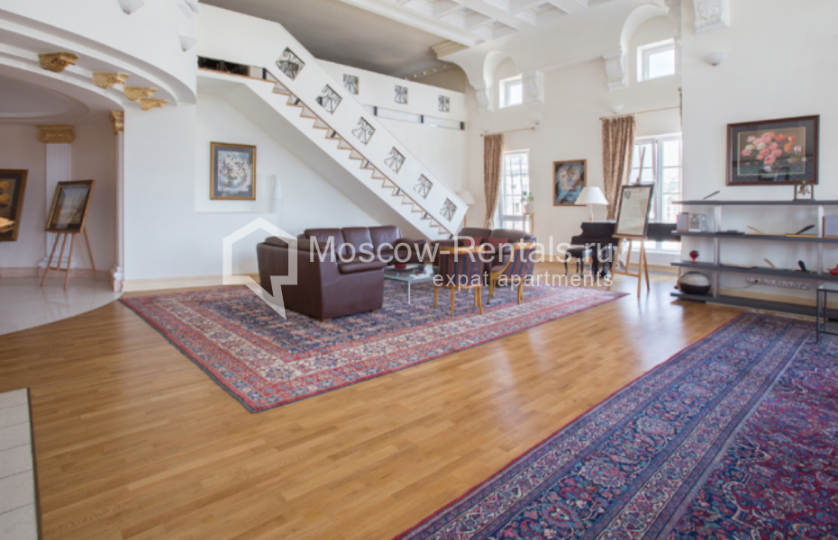 Photo #2 7-room (6 BR) apartment for <a href="http://moscow-rentals.ru/en/articles/long-term-rent" target="_blank">a long-term</a> rent
 in Russia, Moscow, 1st Smolenskyi lane, 17