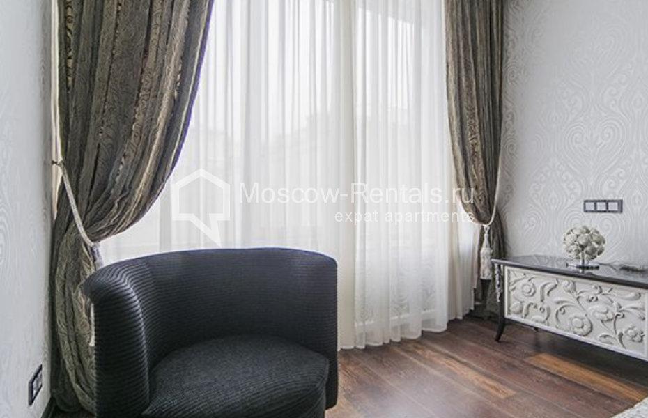 Photo #13 5-room (4 BR) apartment for <a href="http://moscow-rentals.ru/en/articles/long-term-rent" target="_blank">a long-term</a> rent
 in Russia, Moscow, Brusov lane, 19