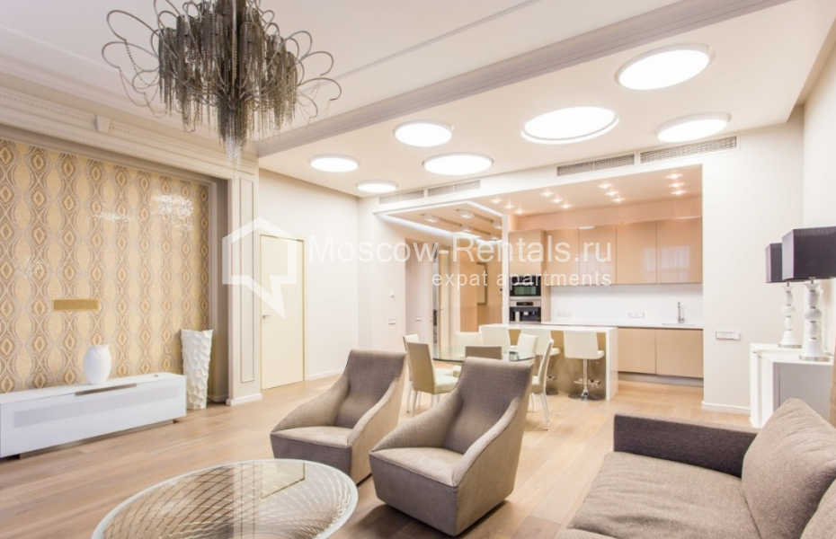 Photo #4 4-room (3 BR) apartment for <a href="http://moscow-rentals.ru/en/articles/long-term-rent" target="_blank">a long-term</a> rent
 in Russia, Moscow, Yakimanskyi lane, 6