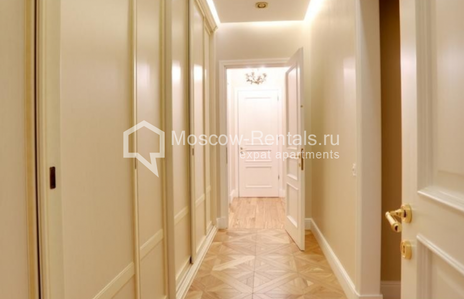 Photo #11 5-room (4 BR) apartment for <a href="http://moscow-rentals.ru/en/articles/long-term-rent" target="_blank">a long-term</a> rent
 in Russia, Moscow, Yakimanskyi lane, 6