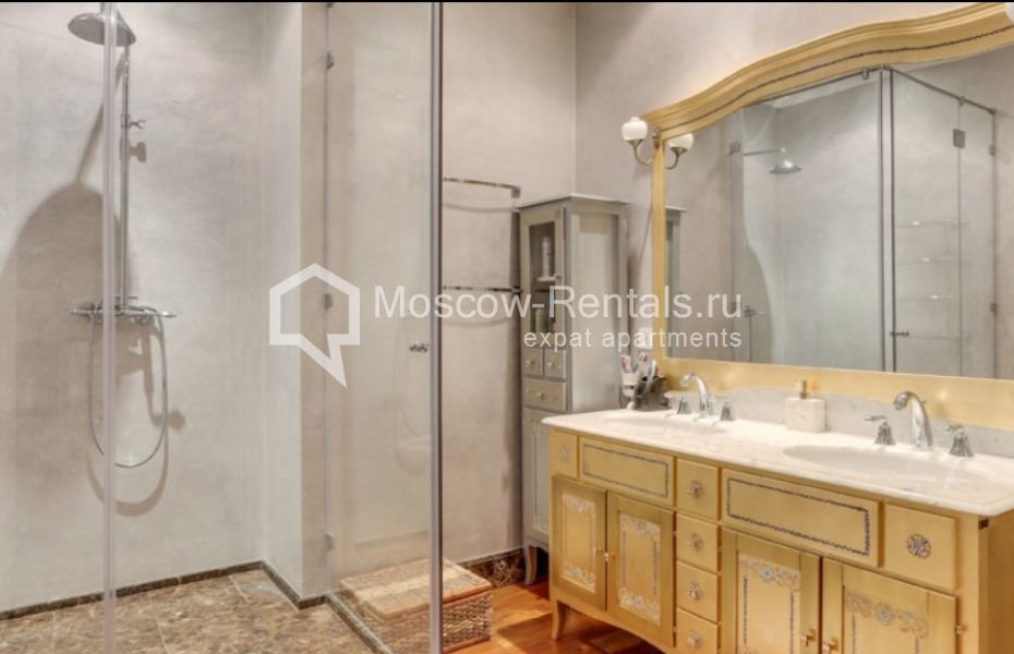 Photo #12 5-room (4 BR) apartment for <a href="http://moscow-rentals.ru/en/articles/long-term-rent" target="_blank">a long-term</a> rent
 in Russia, Moscow, Yakimanskyi lane, 6