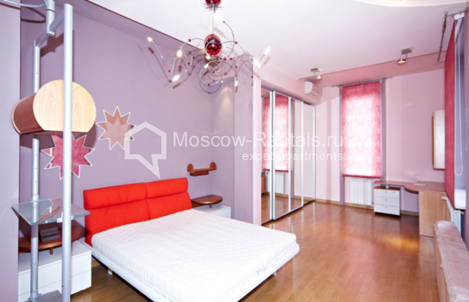 Photo #14 5-room (4 BR) apartment for <a href="http://moscow-rentals.ru/en/articles/long-term-rent" target="_blank">a long-term</a> rent
 in Russia, Moscow, Ostozhenka str, 27к1