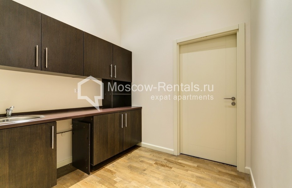 Photo #10 3-room (2 BR) apartment for <a href="http://moscow-rentals.ru/en/articles/long-term-rent" target="_blank">a long-term</a> rent
 in Russia, Moscow, Presnenskaya emb, 8 с 1, MIBC “Moscow City”