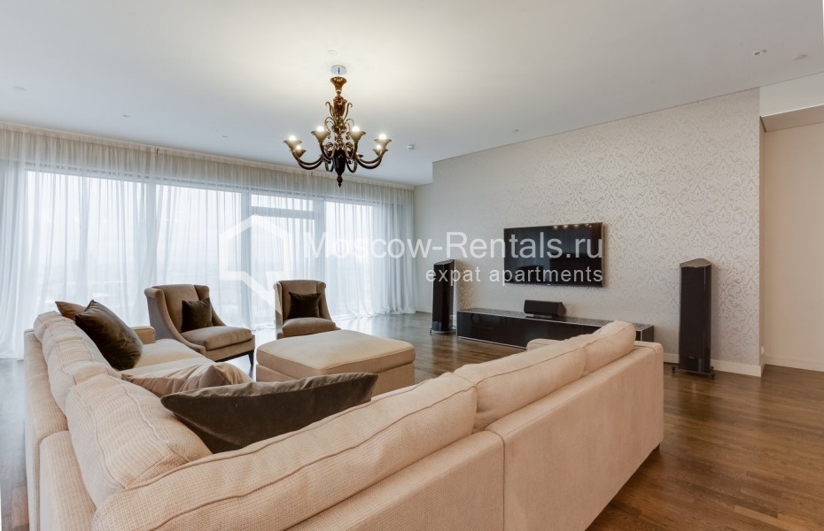 Photo #4 3-room (2 BR) apartment for <a href="http://moscow-rentals.ru/en/articles/long-term-rent" target="_blank">a long-term</a> rent
 in Russia, Moscow, Presnenskaya emb, 8 с 1, MIBC “Moscow City”