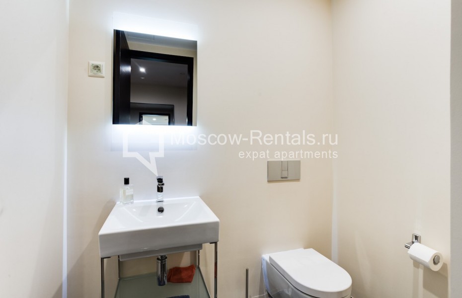 Photo #16 3-room (2 BR) apartment for <a href="http://moscow-rentals.ru/en/articles/long-term-rent" target="_blank">a long-term</a> rent
 in Russia, Moscow, 1st Krasnogvardeiskyi proezd, 21 с 1, "Moscow-city"