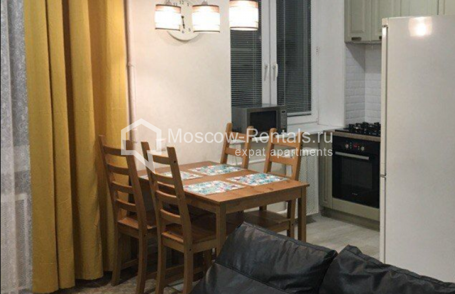 Photo #1 2-room (1 BR) apartment for <a href="http://moscow-rentals.ru/en/articles/long-term-rent" target="_blank">a long-term</a> rent
 in Russia, Moscow, Grokholskyi lane, 10/5