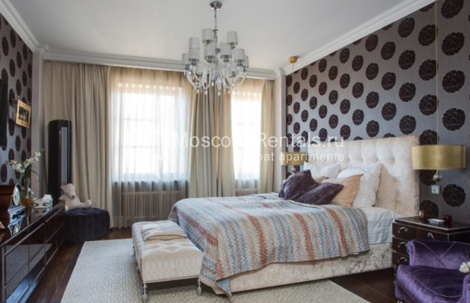 Photo #7 4-room (3 BR) apartment for <a href="http://moscow-rentals.ru/en/articles/long-term-rent" target="_blank">a long-term</a> rent
 in Russia, Moscow, Savvinskaya emb, 9