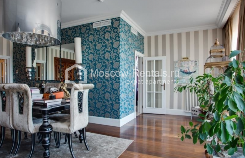 Photo #4 4-room (3 BR) apartment for <a href="http://moscow-rentals.ru/en/articles/long-term-rent" target="_blank">a long-term</a> rent
 in Russia, Moscow, Savvinskaya emb, 9