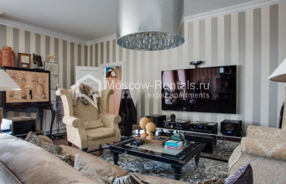 Photo #5 4-room (3 BR) apartment for <a href="http://moscow-rentals.ru/en/articles/long-term-rent" target="_blank">a long-term</a> rent
 in Russia, Moscow, Savvinskaya emb, 9