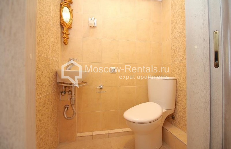 Photo #21 5-room (4 BR) apartment for <a href="http://moscow-rentals.ru/en/articles/long-term-rent" target="_blank">a long-term</a> rent
 in Russia, Moscow, Ermolaevskyi lane, 4