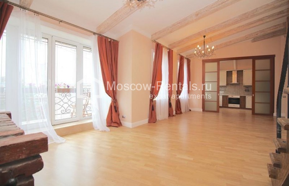 Photo #3 5-room (4 BR) apartment for <a href="http://moscow-rentals.ru/en/articles/long-term-rent" target="_blank">a long-term</a> rent
 in Russia, Moscow, Ermolaevskyi lane, 4