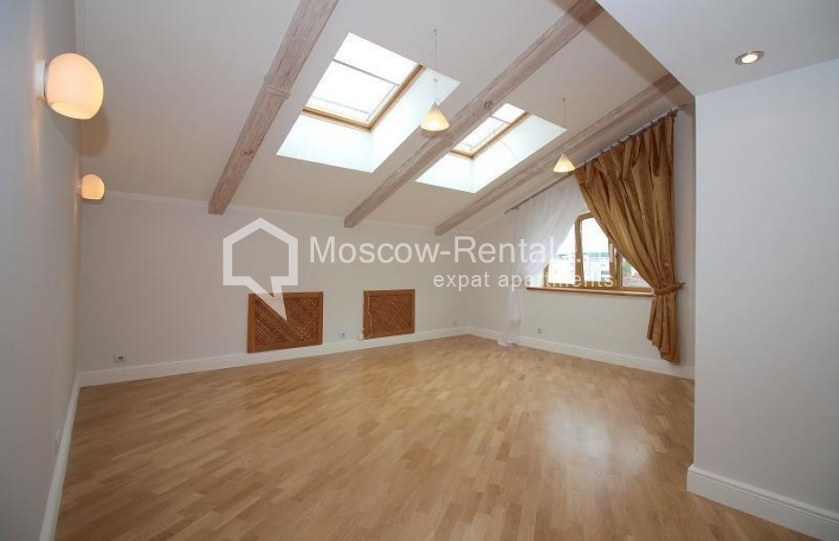 Photo #7 5-room (4 BR) apartment for <a href="http://moscow-rentals.ru/en/articles/long-term-rent" target="_blank">a long-term</a> rent
 in Russia, Moscow, Ermolaevskyi lane, 4