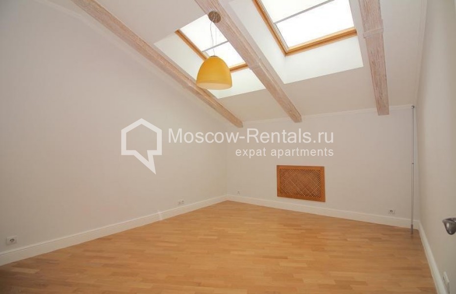 Photo #14 5-room (4 BR) apartment for <a href="http://moscow-rentals.ru/en/articles/long-term-rent" target="_blank">a long-term</a> rent
 in Russia, Moscow, Ermolaevskyi lane, 4