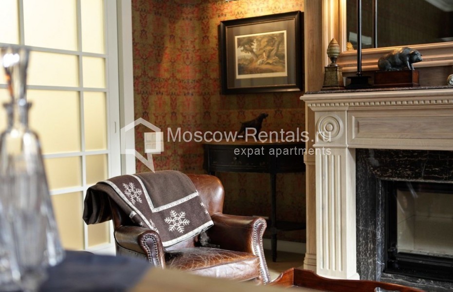 Photo #4 4-room (3 BR) apartment for <a href="http://moscow-rentals.ru/en/articles/long-term-rent" target="_blank">a long-term</a> rent
 in Russia, Moscow, Bolshaya Sadovaya str, 10
