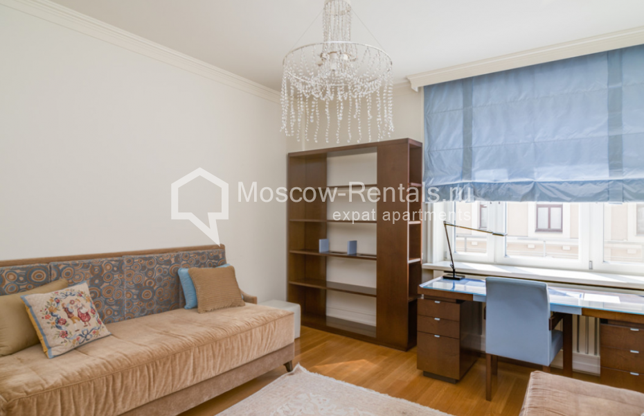 Photo #5 3-room (2 BR) apartment for <a href="http://moscow-rentals.ru/en/articles/long-term-rent" target="_blank">a long-term</a> rent
 in Russia, Moscow, Malyi Kozikhinskyi lane, 7