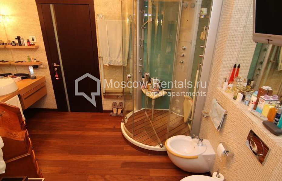 Photo #20 5-room (4 BR) apartment for <a href="http://moscow-rentals.ru/en/articles/long-term-rent" target="_blank">a long-term</a> rent
 in Russia, Moscow, Krasnoproletarskaya str, 7