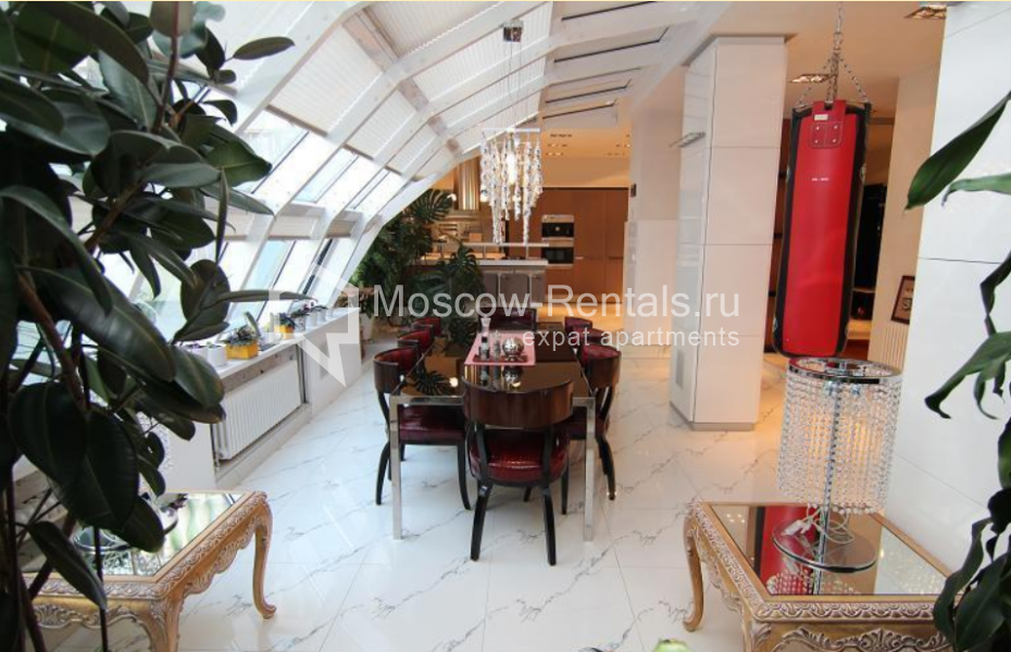 Photo #1 5-room (4 BR) apartment for <a href="http://moscow-rentals.ru/en/articles/long-term-rent" target="_blank">a long-term</a> rent
 in Russia, Moscow, Krasnoproletarskaya str, 7