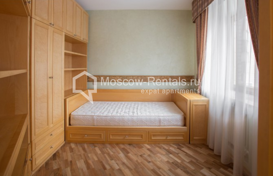 Photo #10 5-room (4 BR) apartment for <a href="http://moscow-rentals.ru/en/articles/long-term-rent" target="_blank">a long-term</a> rent
 in Russia, Moscow, Zoologicheskaya str, 26 С 1