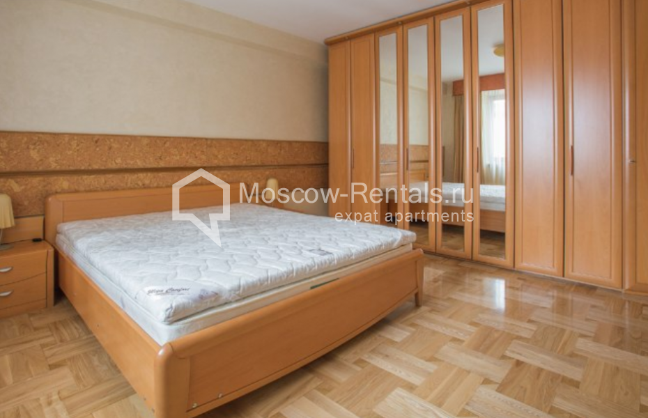 Photo #8 5-room (4 BR) apartment for <a href="http://moscow-rentals.ru/en/articles/long-term-rent" target="_blank">a long-term</a> rent
 in Russia, Moscow, Zoologicheskaya str, 26 С 1