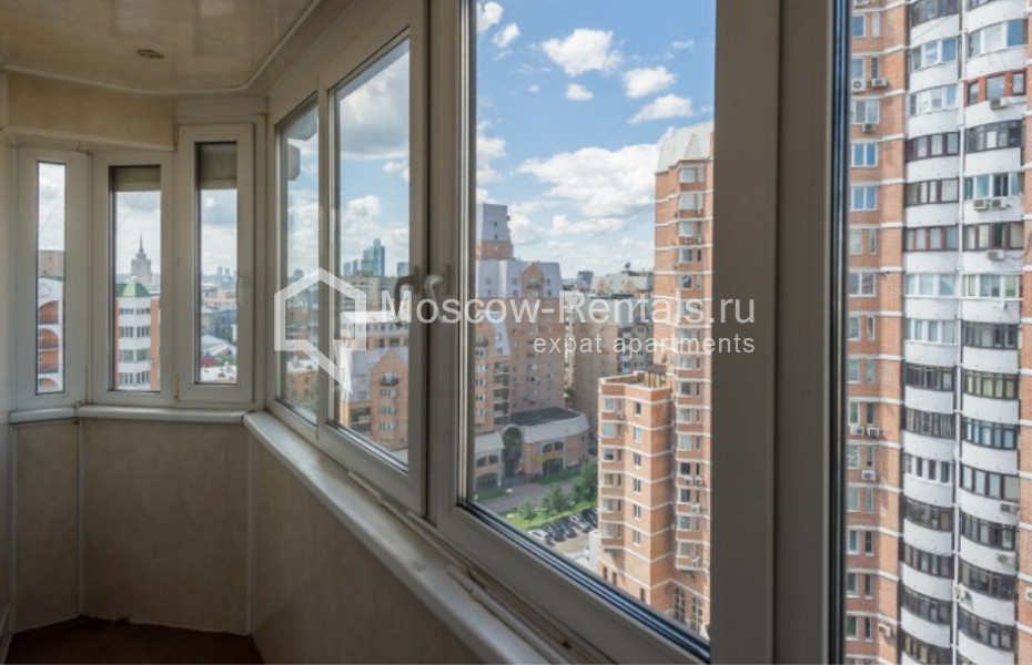 Photo #17 4-room (3 BR) apartment for <a href="http://moscow-rentals.ru/en/articles/long-term-rent" target="_blank">a long-term</a> rent
 in Russia, Moscow, Zoologicheskaya str, 26 С 1